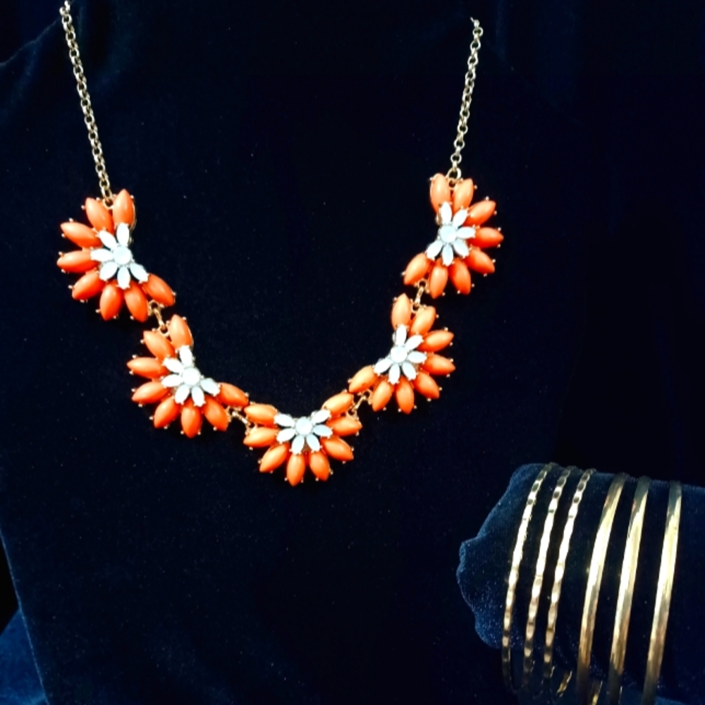 Vintage Chez Marianne Orange & Pearlescent White / Goldtone Necklace + 6 Bangles